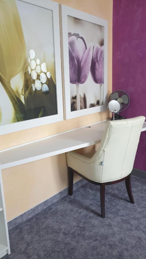 Kvetinovy Apartman A3B V Chomutove מראה חיצוני תמונה