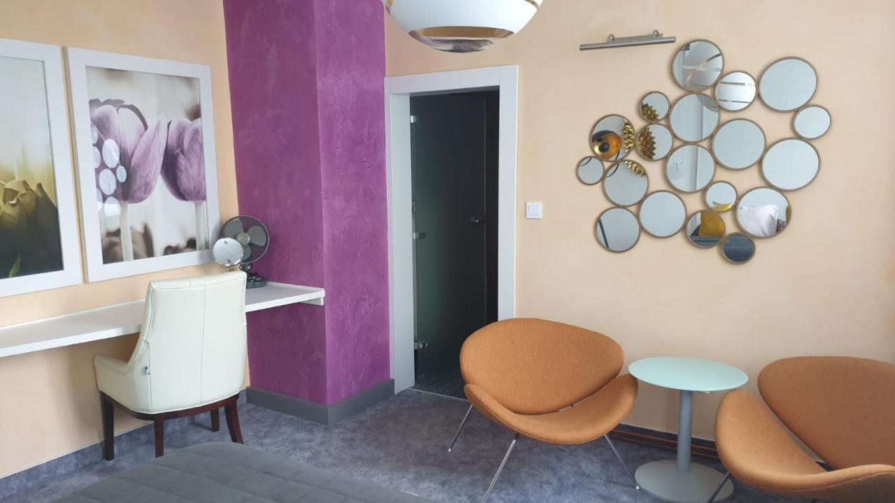 Kvetinovy Apartman A3B V Chomutove מראה חיצוני תמונה